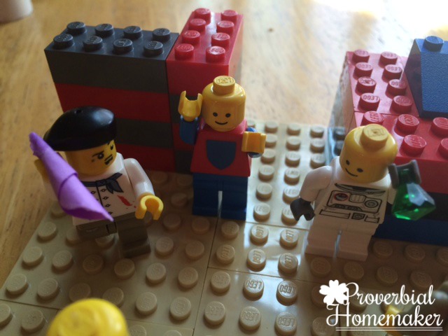 Build through the Bible with the Matthew Lego Challenge - Day 8: The Lord's Prayer