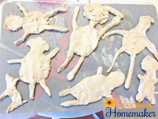 A simple activity for kids! They can create a self-portrait using clay and paint it if they want. A great way to teach kids God made them special!