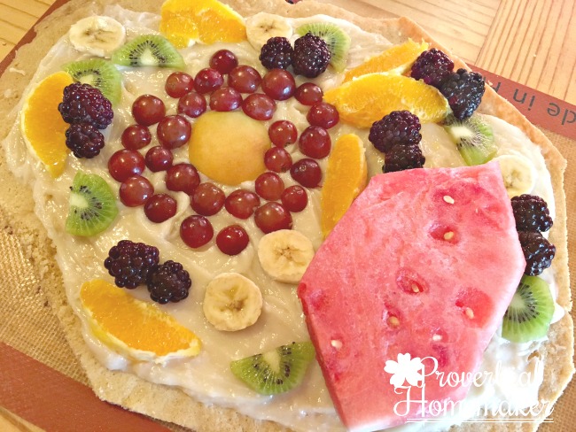 Edible Cell Model made of fruit pizza! Such a fun idea. 