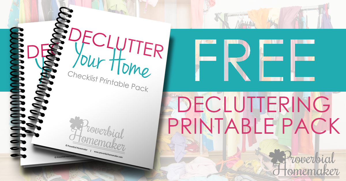 Get your house in order! Check out these tips for decluttering your home plus a FREE printable pack of checklists! 