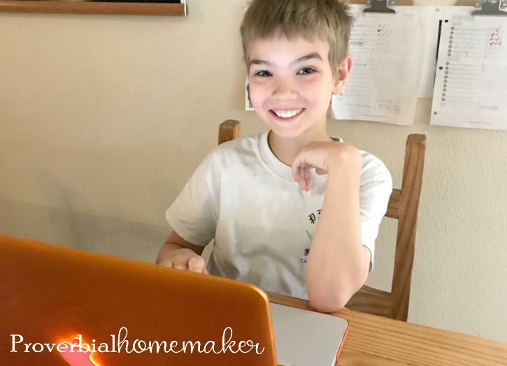 Looking for a large family math curriculum solution? We're using Teaching Textbooks online and love it! Teaching Textbooks 3.0 comes with some fantastic features. Check out our candid review. #homeschool #homeschoolcurriculum #teachingtextbooks #largefamily #largefamilyhomeschool